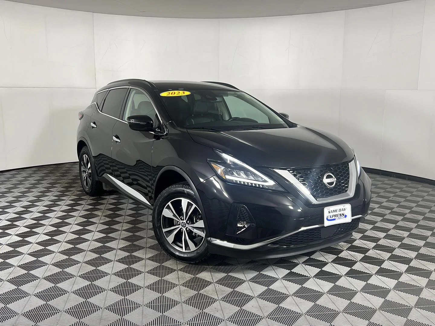 Used 2023 Super Black Nissan SV image 9