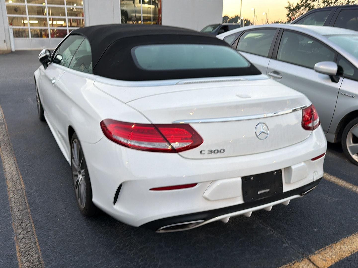 Used 2018 Polar White Mercedes-Benz C 300 image 10