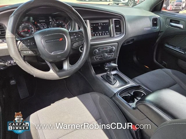 Used 2022 Orange Dodge SXT image 9