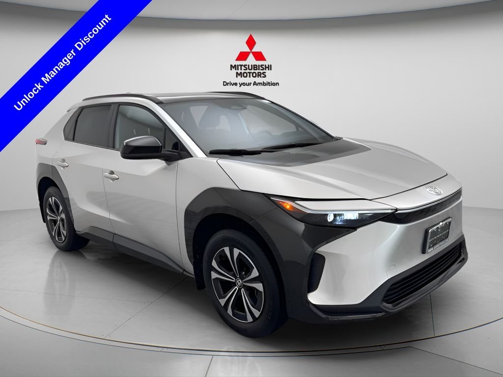 Used 2024 Toyota bZ4X XLE with VIN JTMABACA5RA073624 for sale in Des Plaines, IL