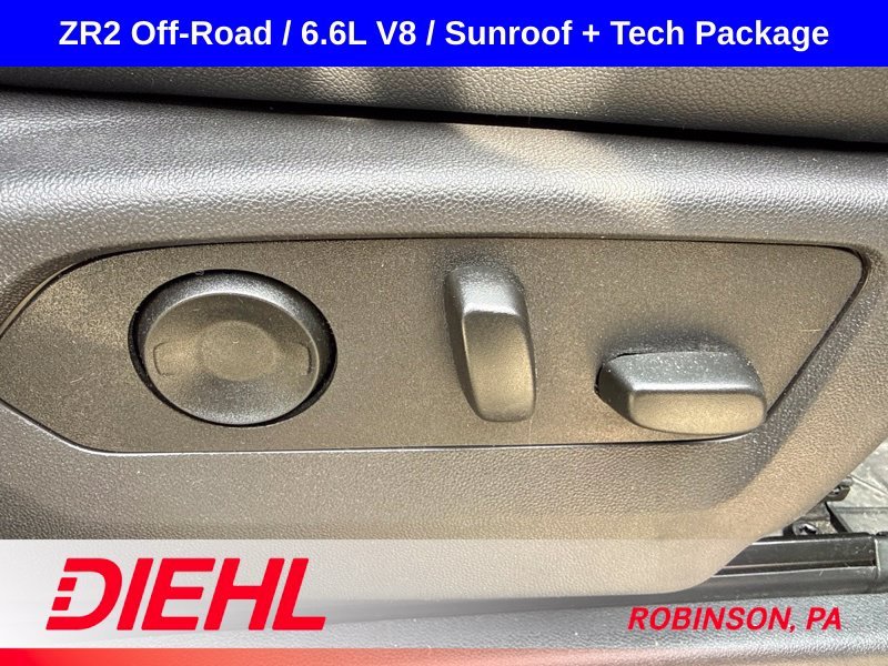 Used 2025 Gray Chevrolet ZR2 image 16