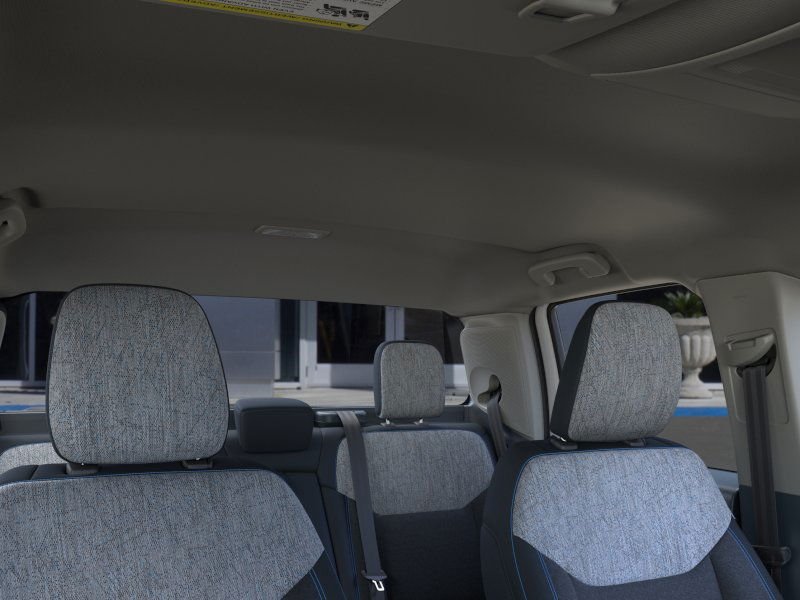 2025 Ford Maverick XLT - Photo 12