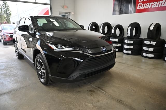 2023 Toyota Venza LE - Photo 3
