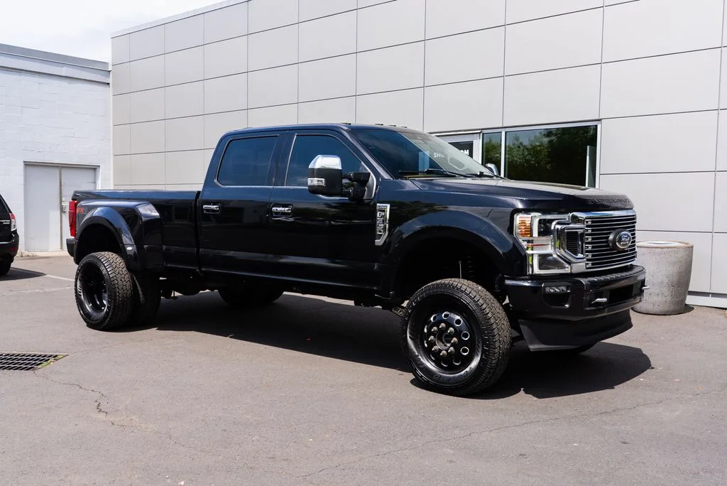 Used 2020 Black Ford Platinum image 29