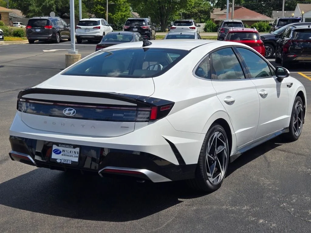 New 2026 White Hyundai SEL Sport image 11