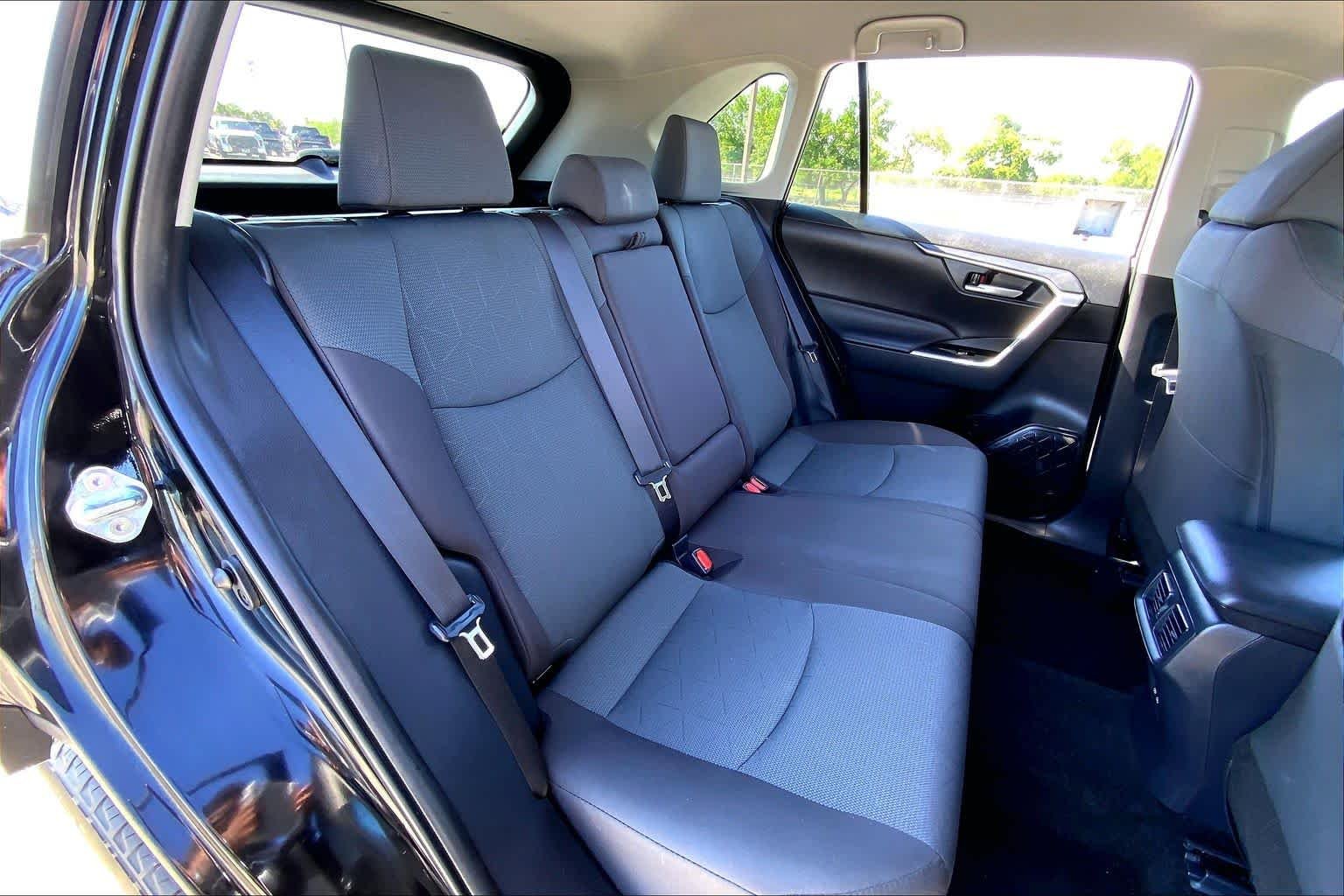 Used 2025 Midnight Black Metallic Toyota XLE image 19