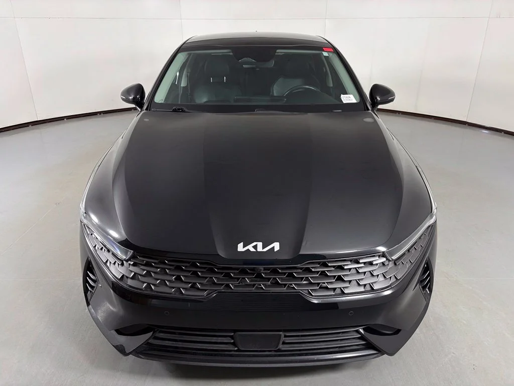 Used 2024 Ebony Black Kia EX image 3