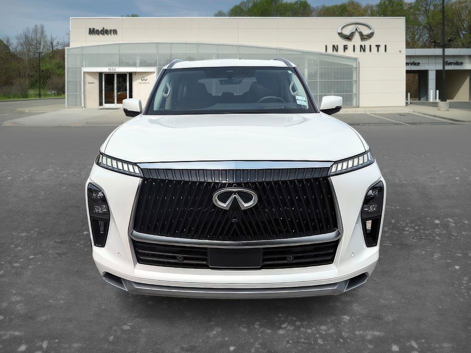 2026 INFINITI QX80 Luxe - Photo 2