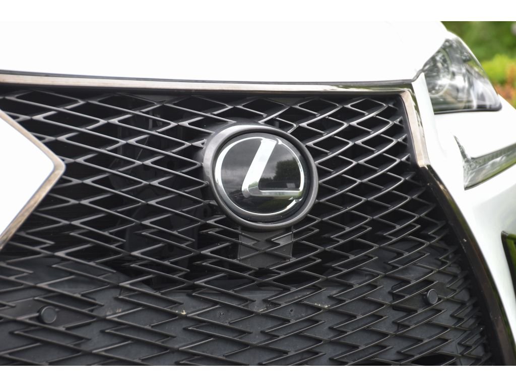 Used 2020 Ultra White Lexus F SPORT image 10