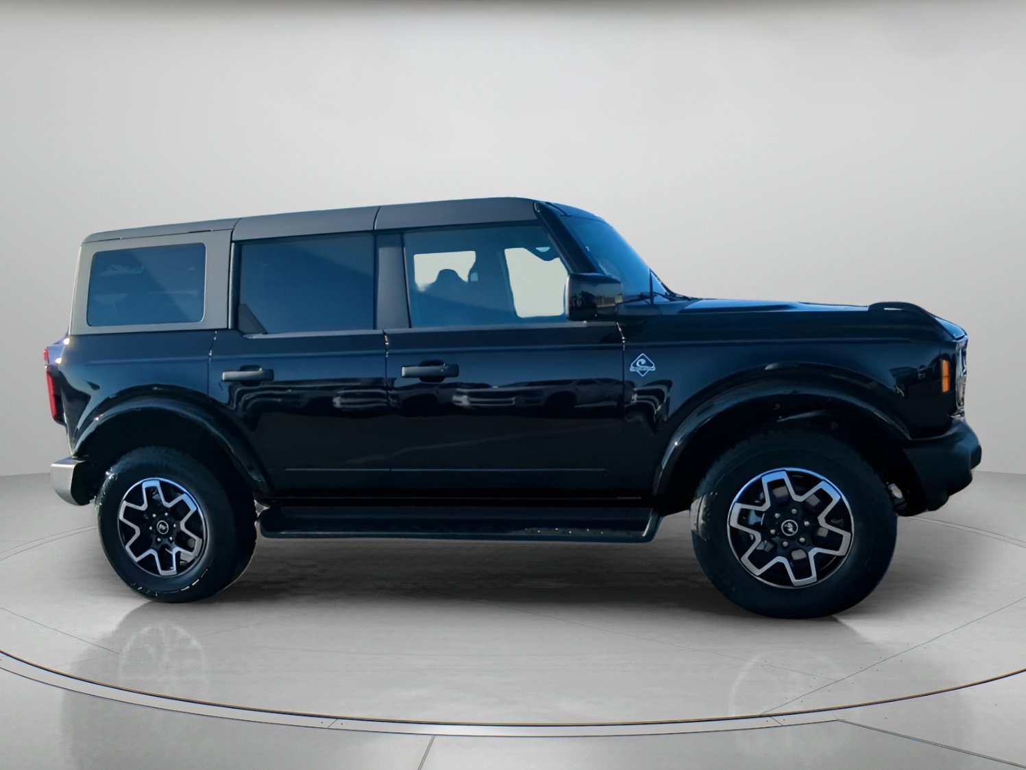 New 2026 Shadow Black Ford Outer Banks® image 31