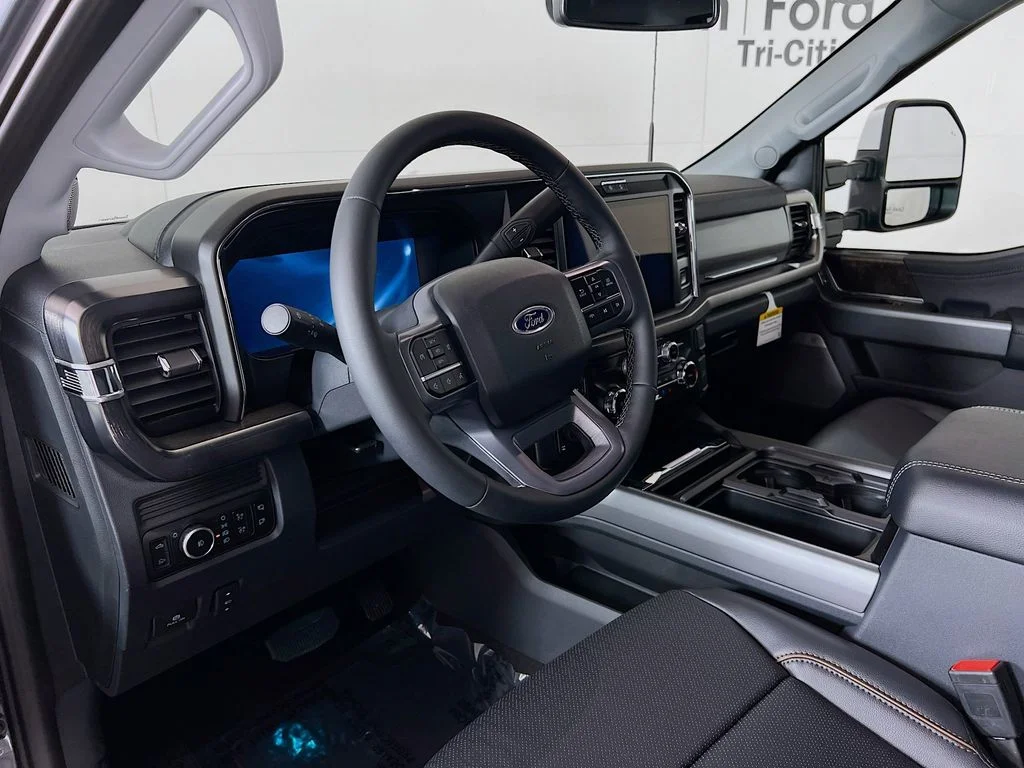 New 2026 Carbonized Gray Metallic Ford Lariat image 3