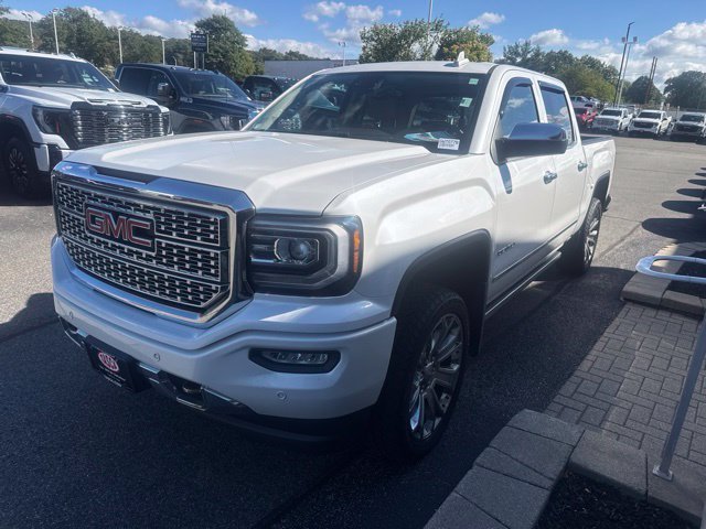 Used 2018 White GMC Denali image 3