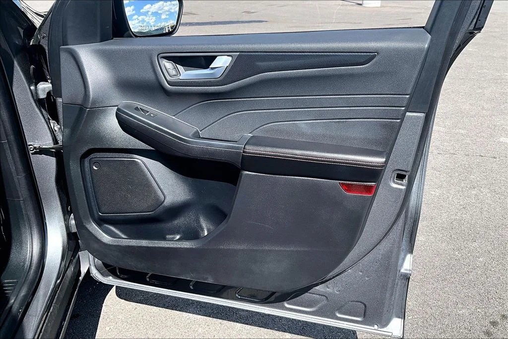 Used 2025 Gray Ford ST-Line Select image 24