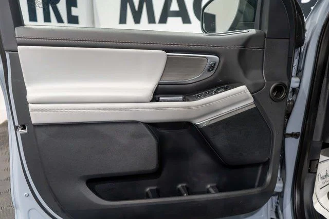 Used 2025 Gray Ford Platinum image 20