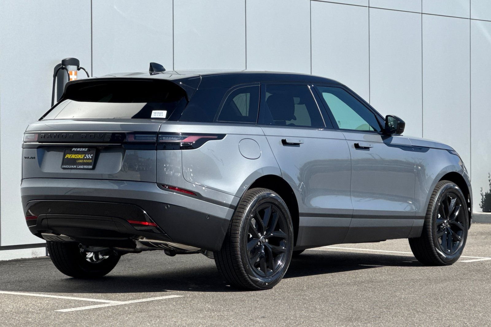 New 2026 Zadar Grey Land Rover S image 5