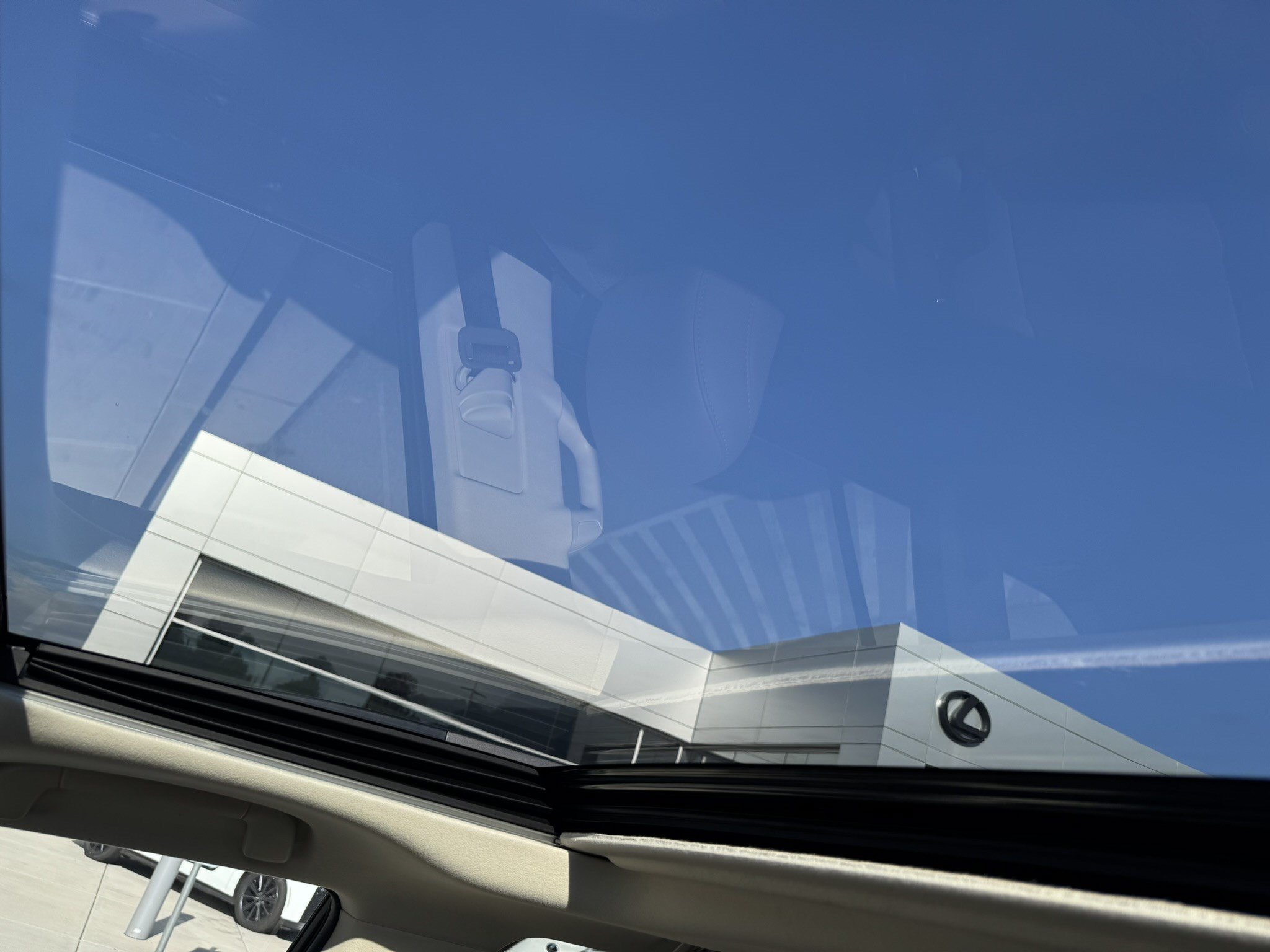Used 2023 Gray Pearl Lexus 460 Luxury image 19