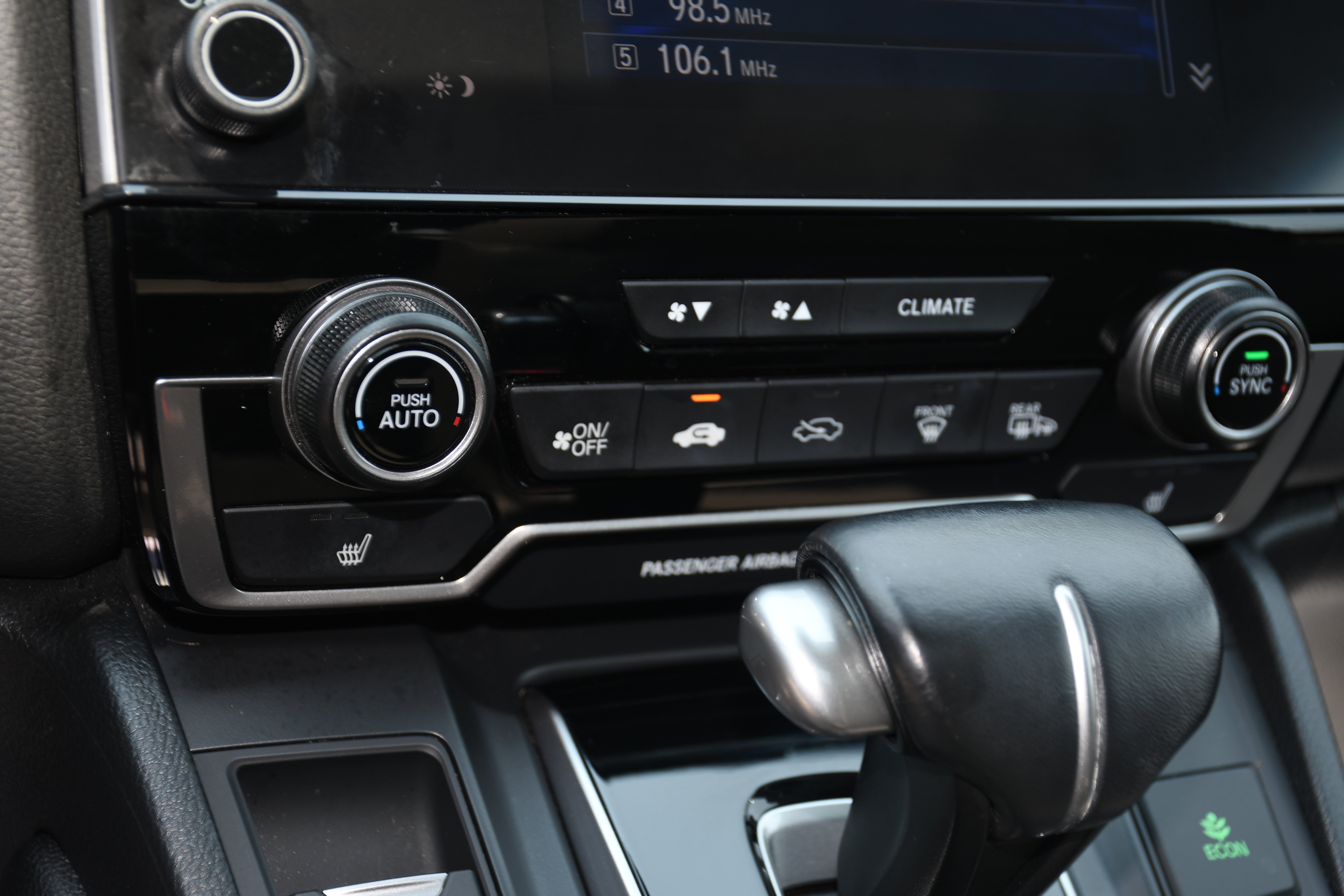 Used 2018  Honda EX-L image 16