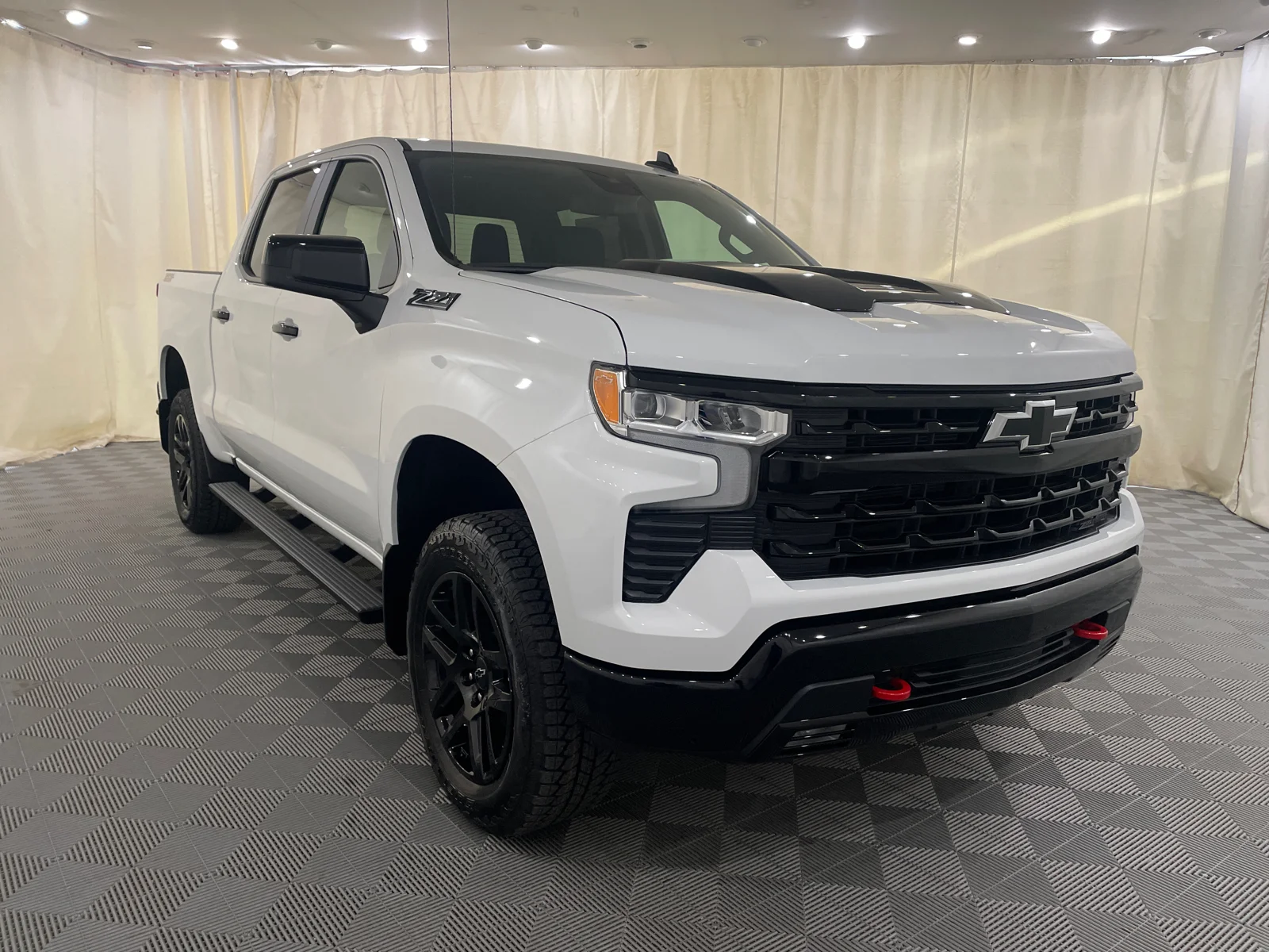New 2026 Summit White Chevrolet LT Trail Boss image 3
