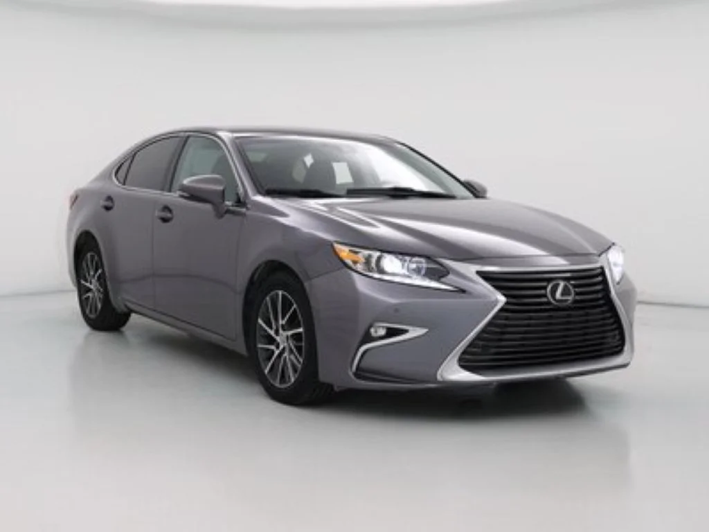 Used 2016 Gray Lexus 350 image 1