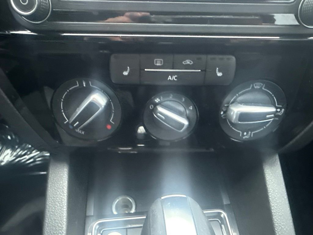 2018 Volkswagen Jetta SE Sport - Photo 22