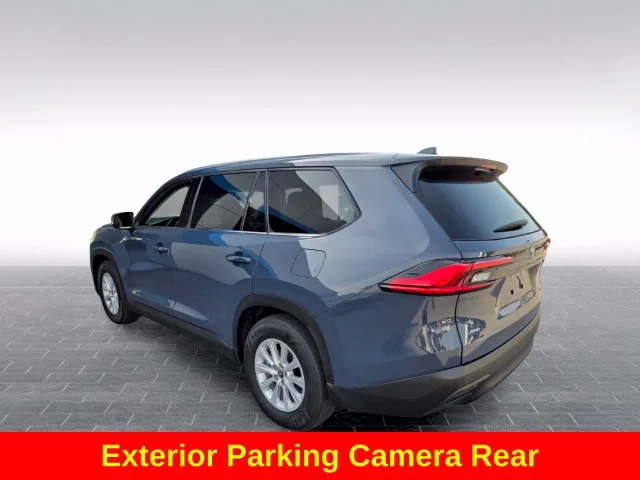 Used 2024 White Toyota XLE image 6