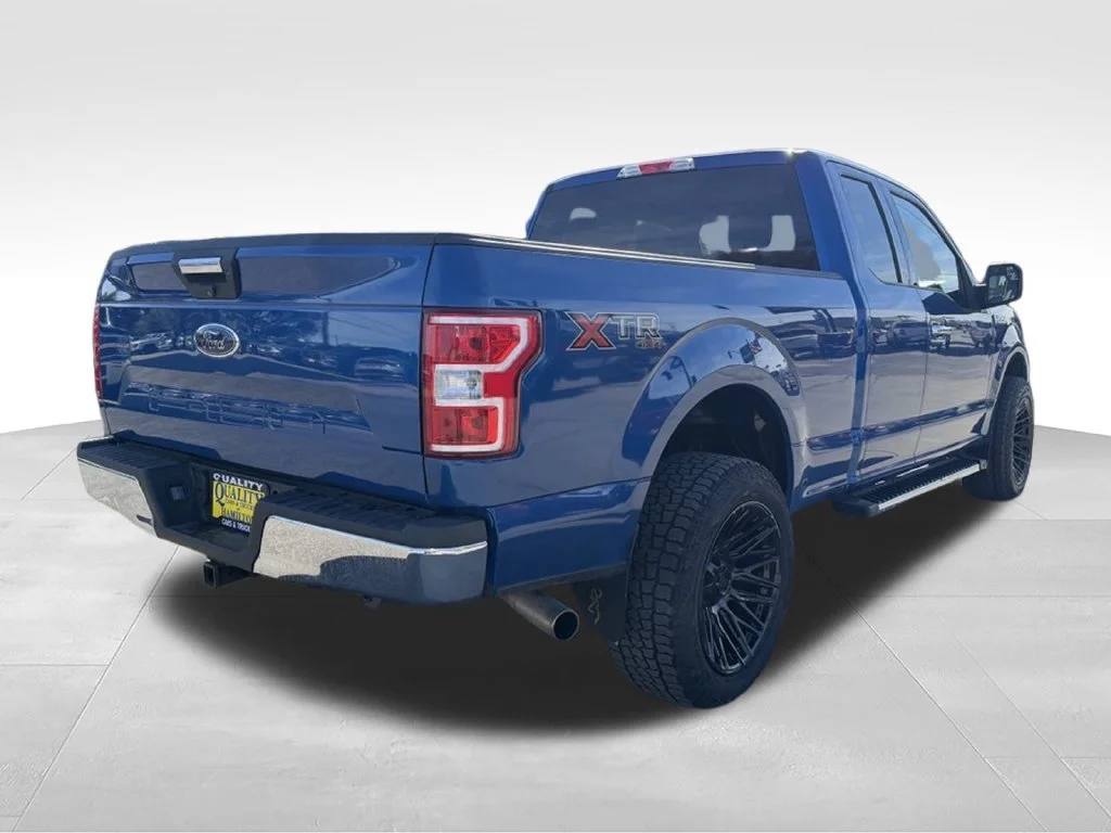 Used 2018 Blue Ford XL image 5