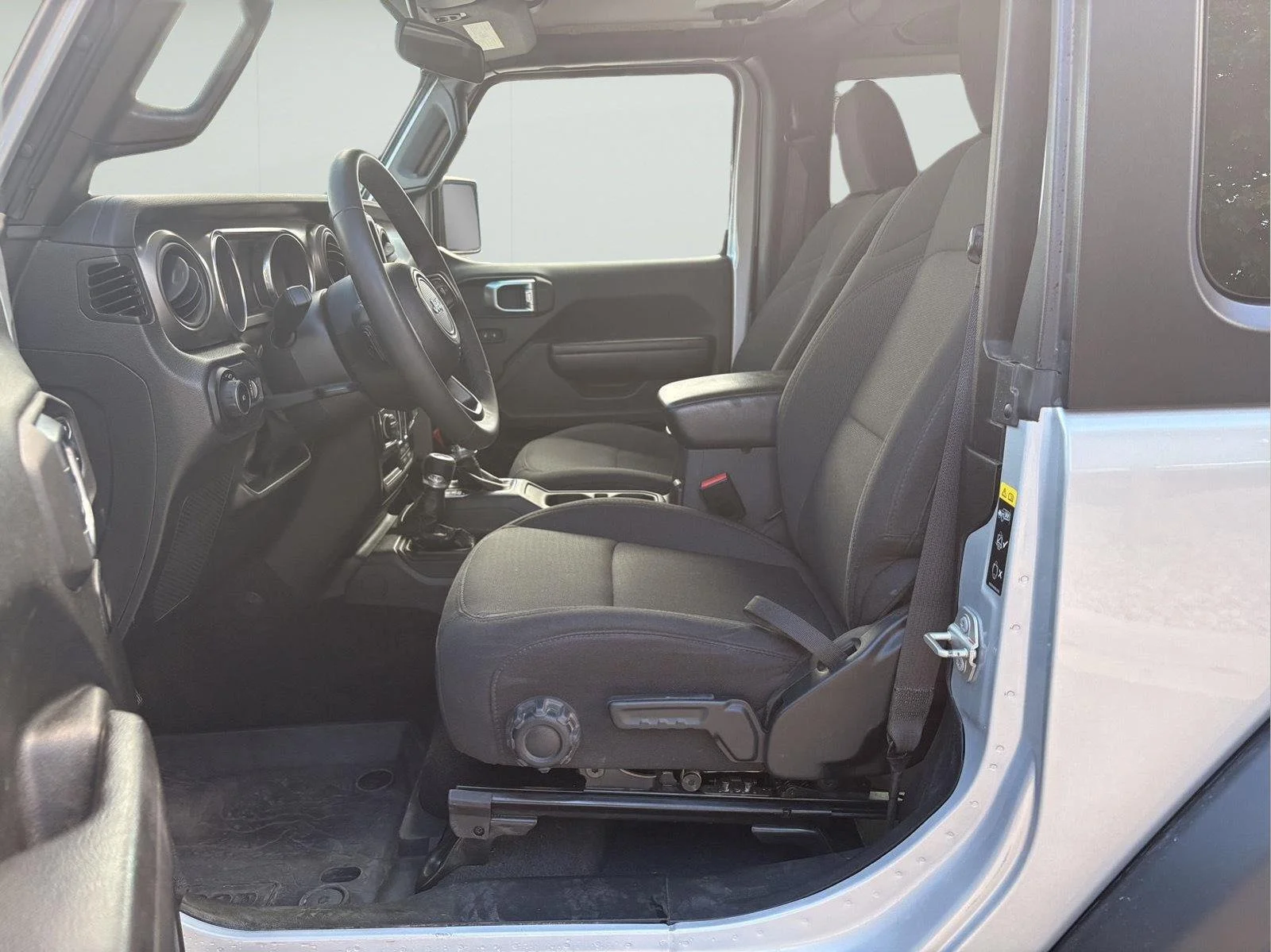 Used 2023 Silver Zynith Clearcoat Jeep Willys image 8