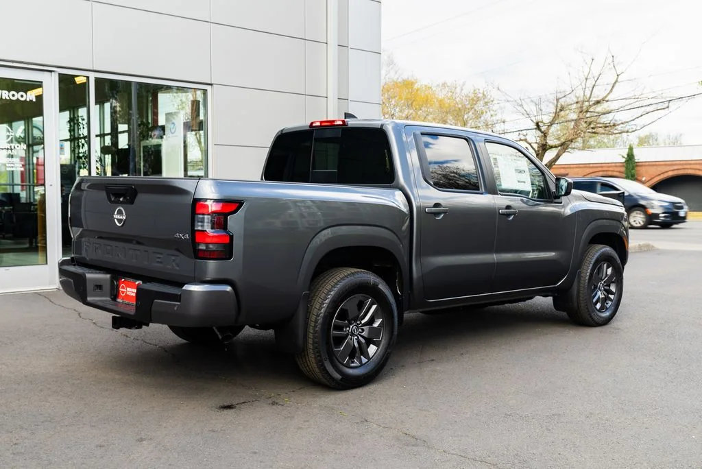 New 2026 Gun Metallic Nissan Crew Cab SV image 6