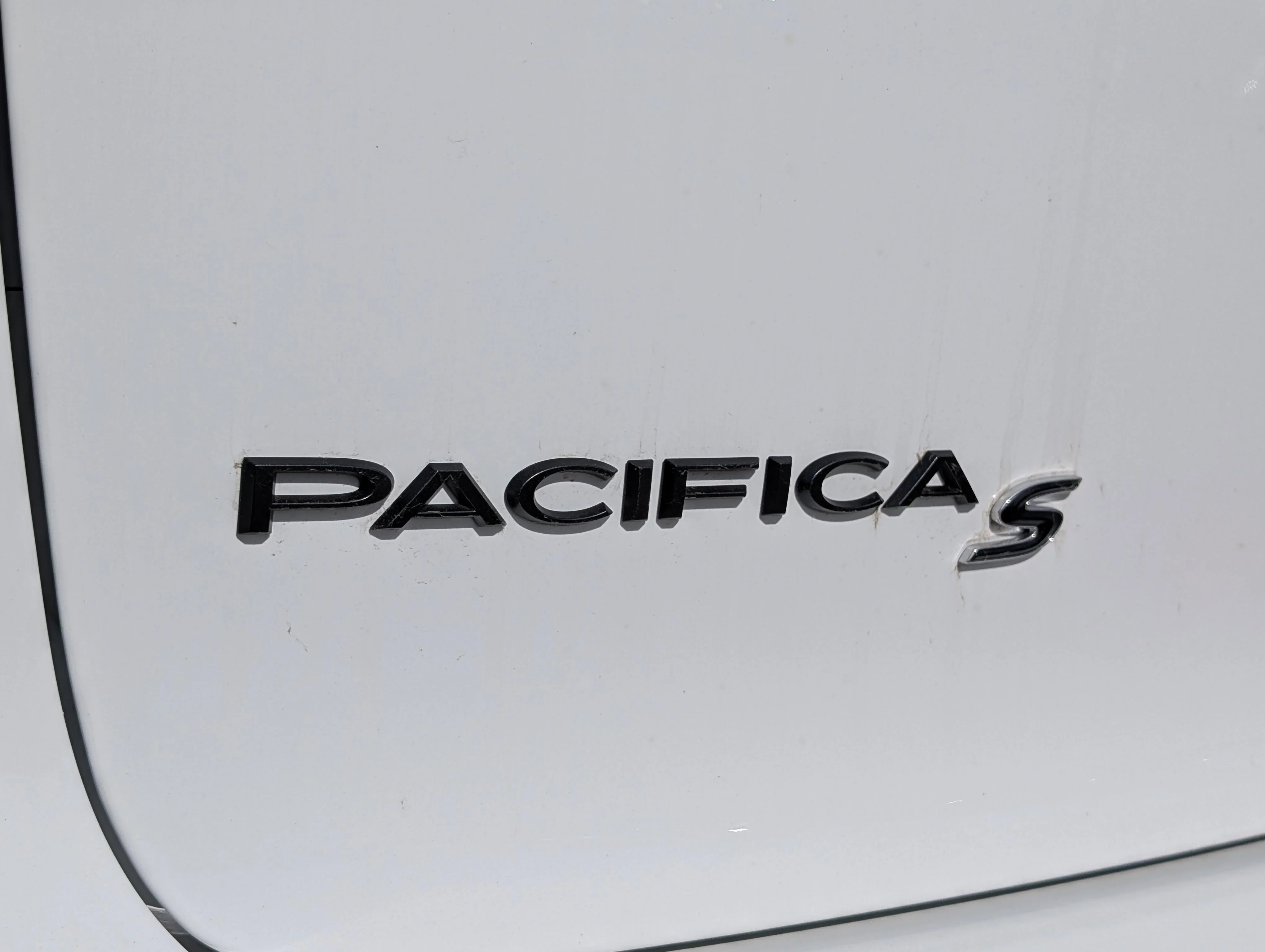 New 2026 Bright White Chrysler Limited image 15