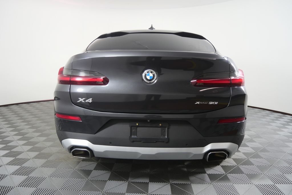 Used 2022 Dark Graphite Metallic BMW xDrive30i image 4