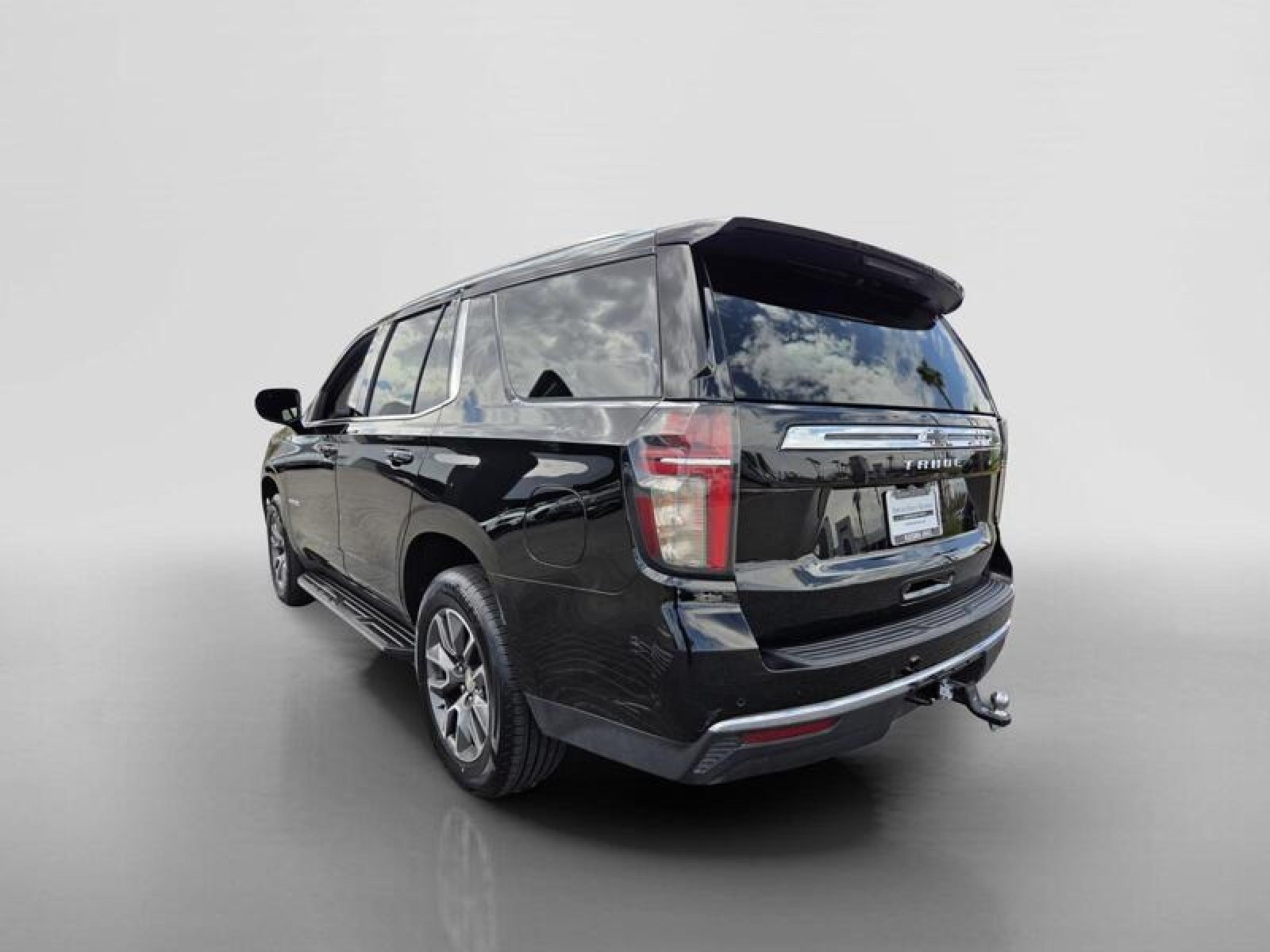 Used 2022 Black Chevrolet LS image 3