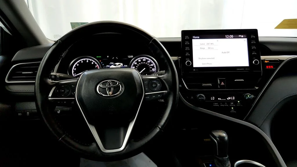 Used 2024 Beige Toyota XLE image 27