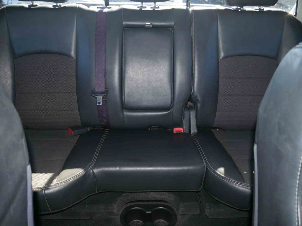 Used 2012 White Ram Sport image 34