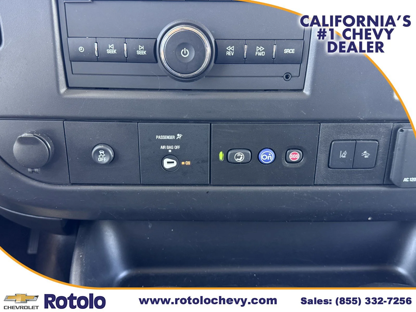 Used 2024 Summit White Chevrolet LT image 19
