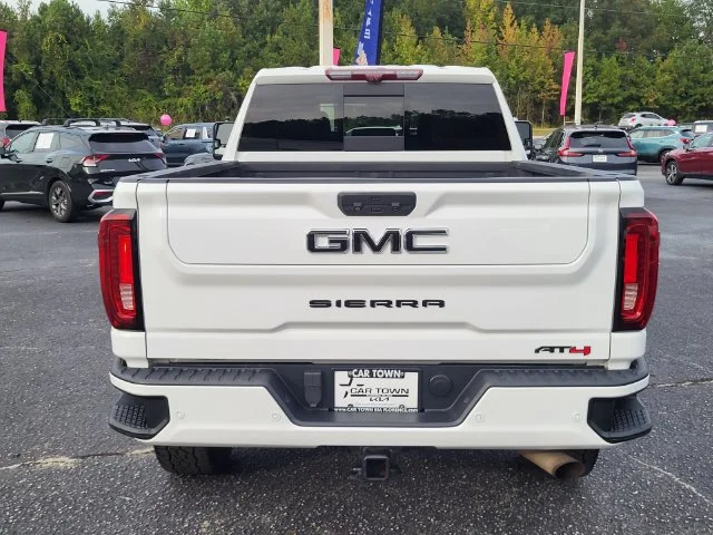Used 2021 White GMC AT4 image 3