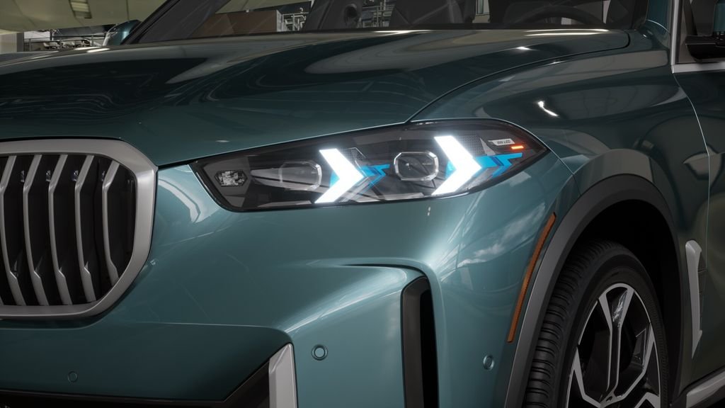 Used 2026 Blue Ridge Mountain Metallic BMW xDrive40i image 31
