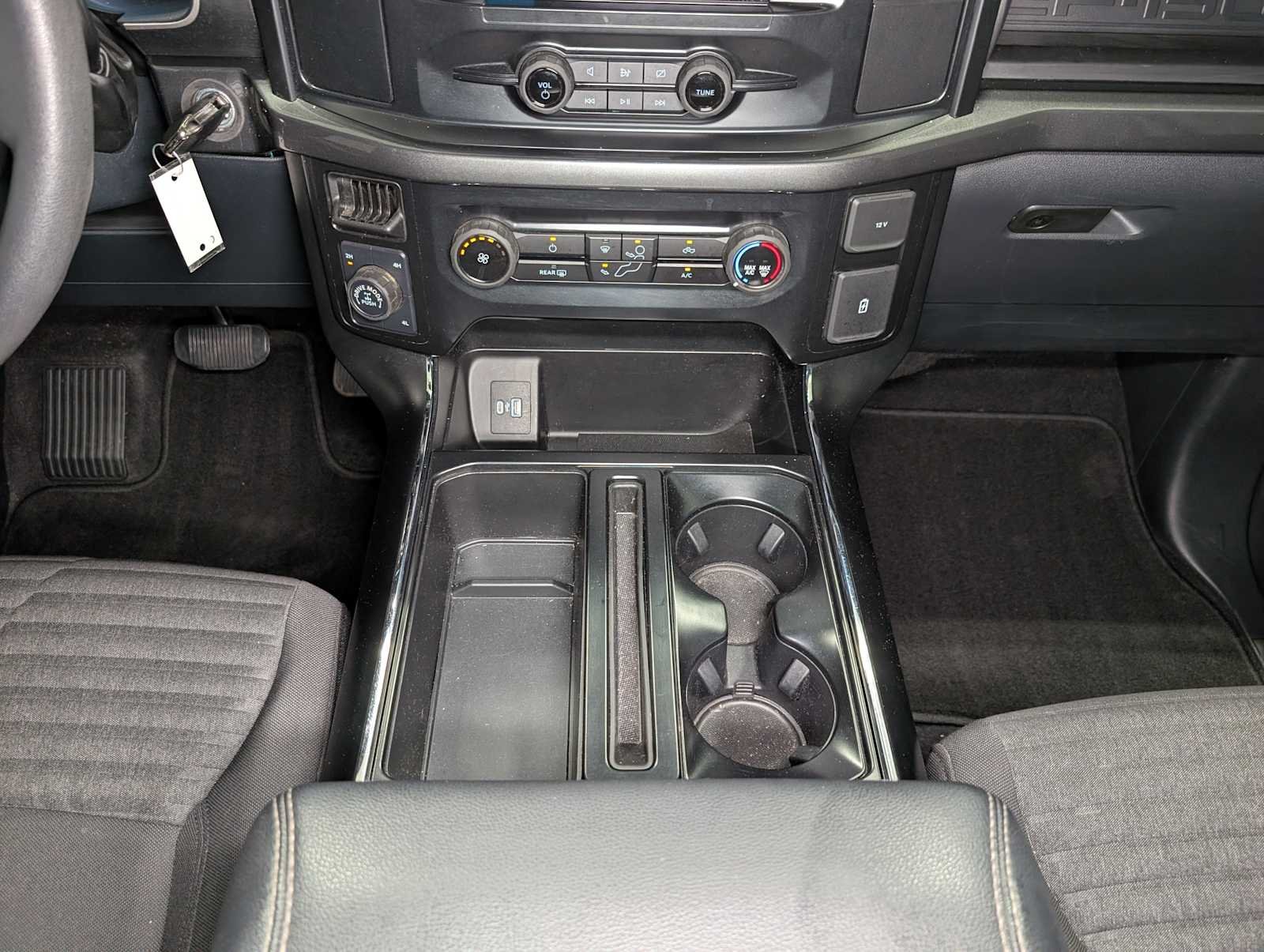 Used 2023 Iconic Silver Ford XL image 13