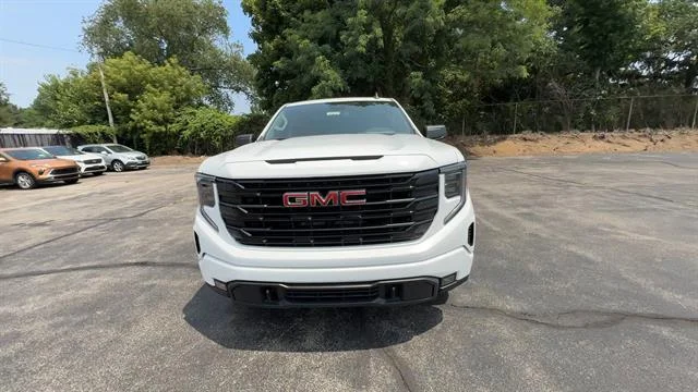 New 2026 Summit White GMC Elevation image 36