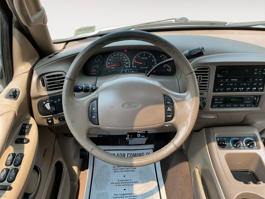 Used 2000 White Ford Eddie Bauer image 13