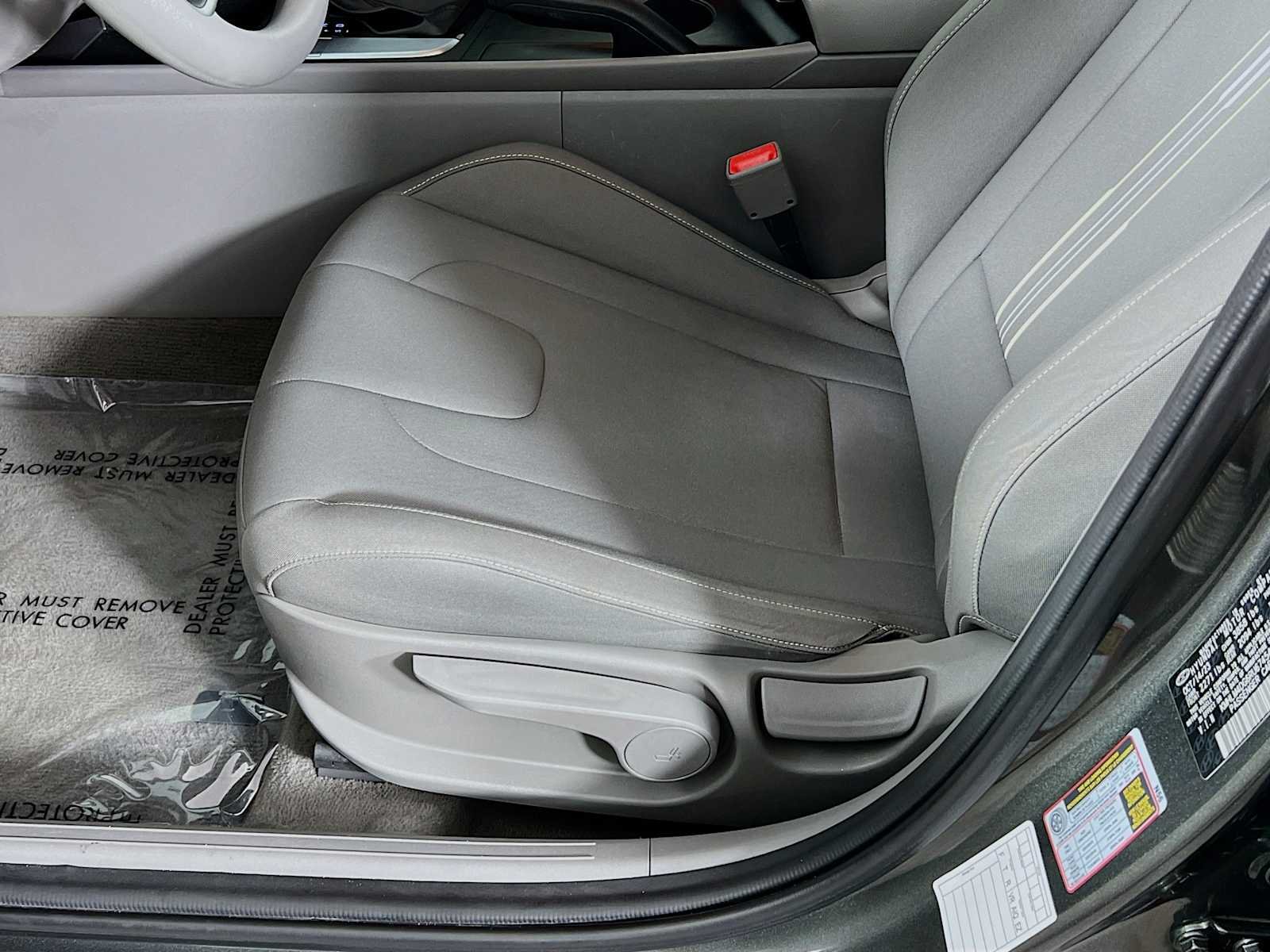 Used 2024 Amazon Gray Hyundai SEL image 20