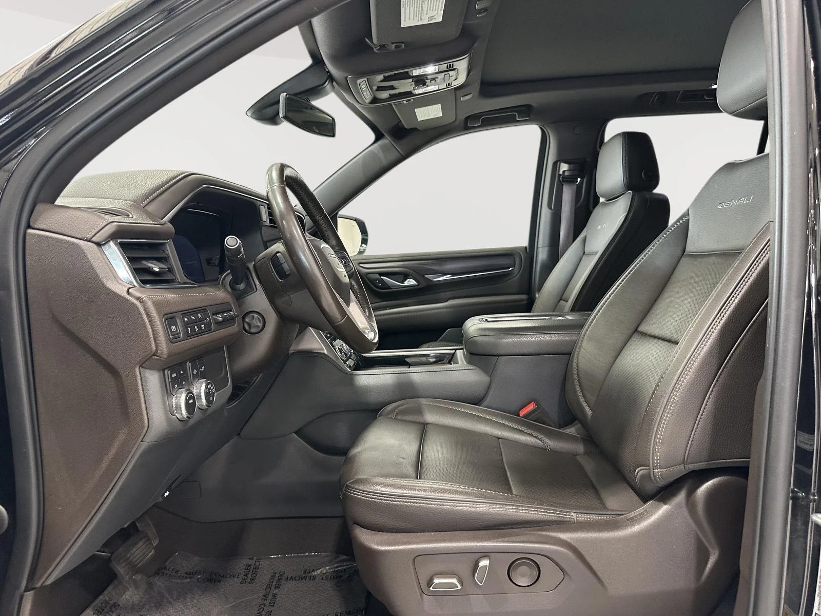 Used 2022 Onyx Black GMC Denali image 22
