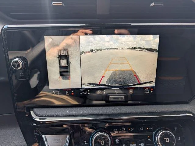 Used 2024 Summit White GMC AT4 image 20