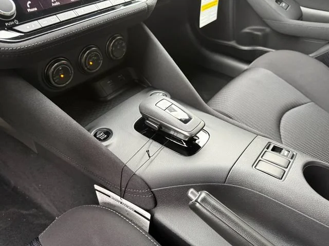 New 2027 Black Diamond Pearl Nissan Sport image 25