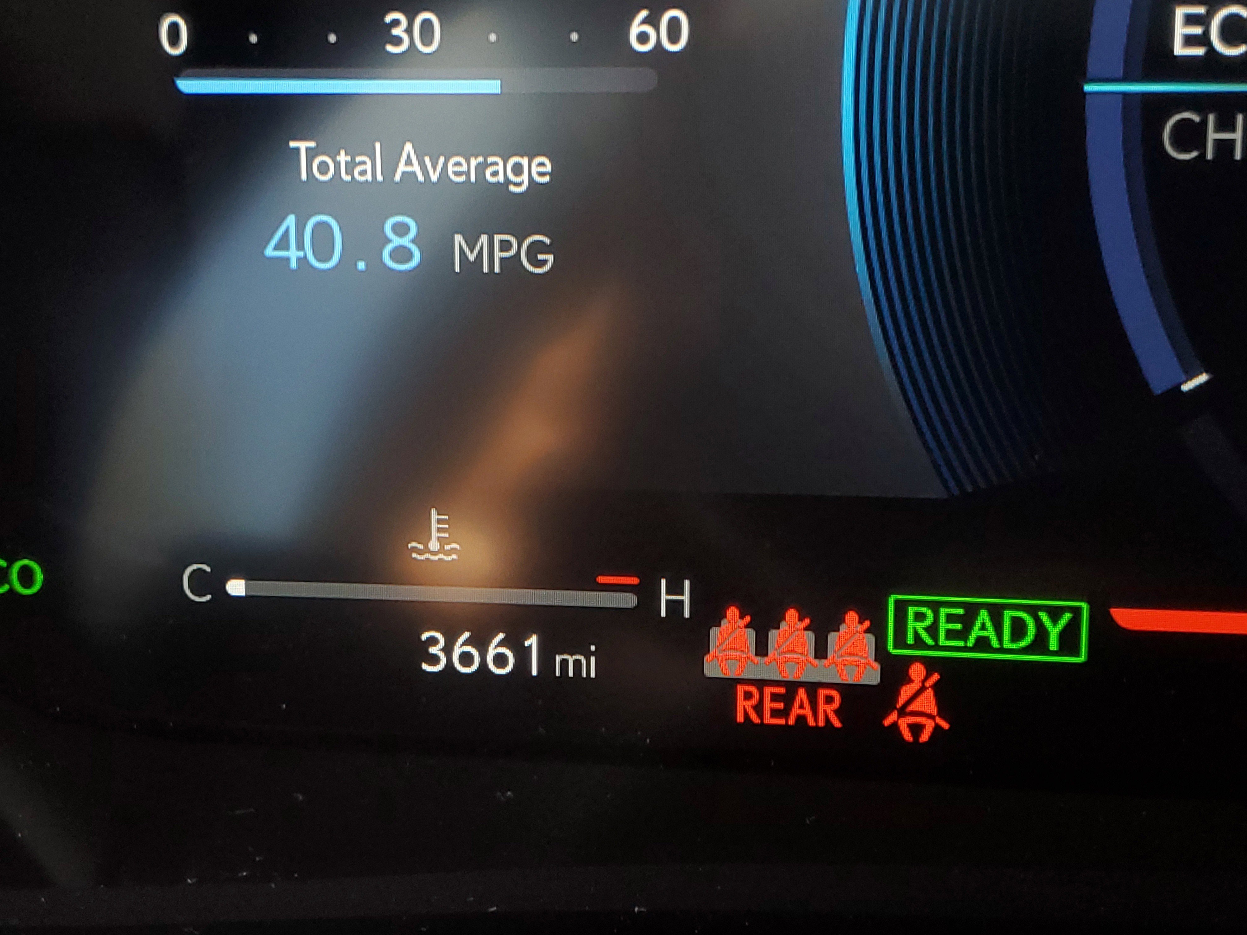 2025 Lexus UX Hybrid 300h - Photo 25