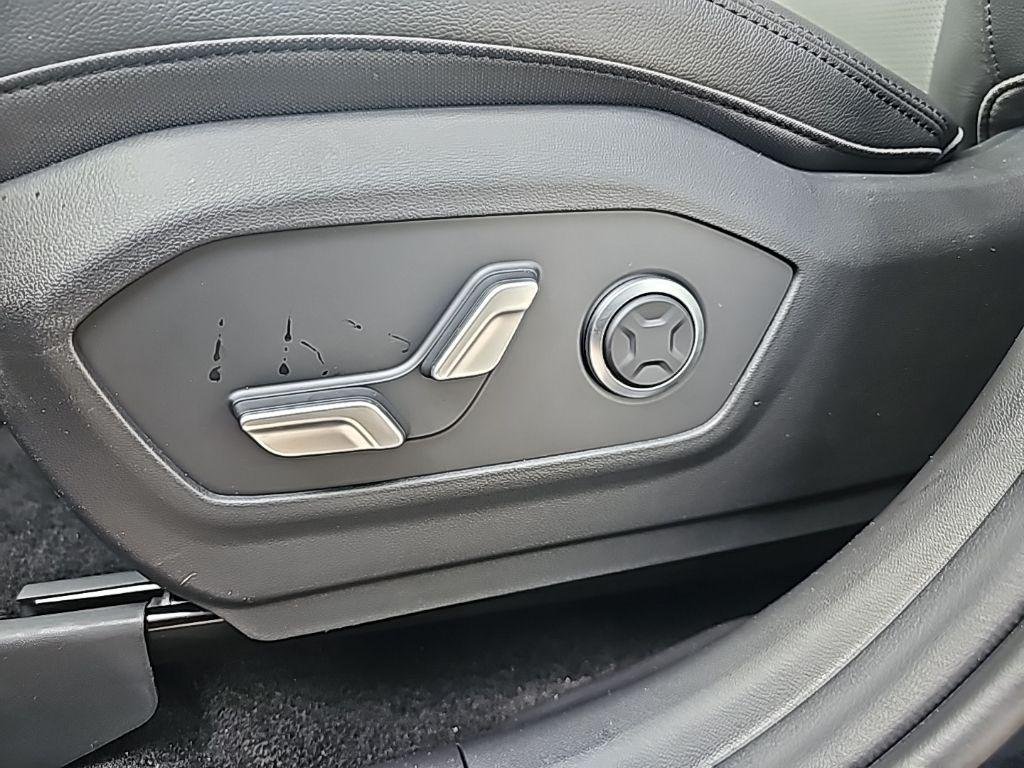 New 2026 Black Hyundai Limited AWD image 14