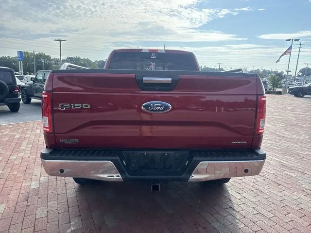 Used 2016 Red Ford XLT image 13