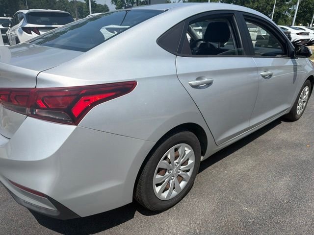 Used 2020 Olympus Silver Metallic Hyundai SE image 10