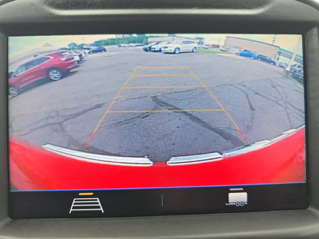 Used 2020 CARDINAL RED GMC Elevation image 24