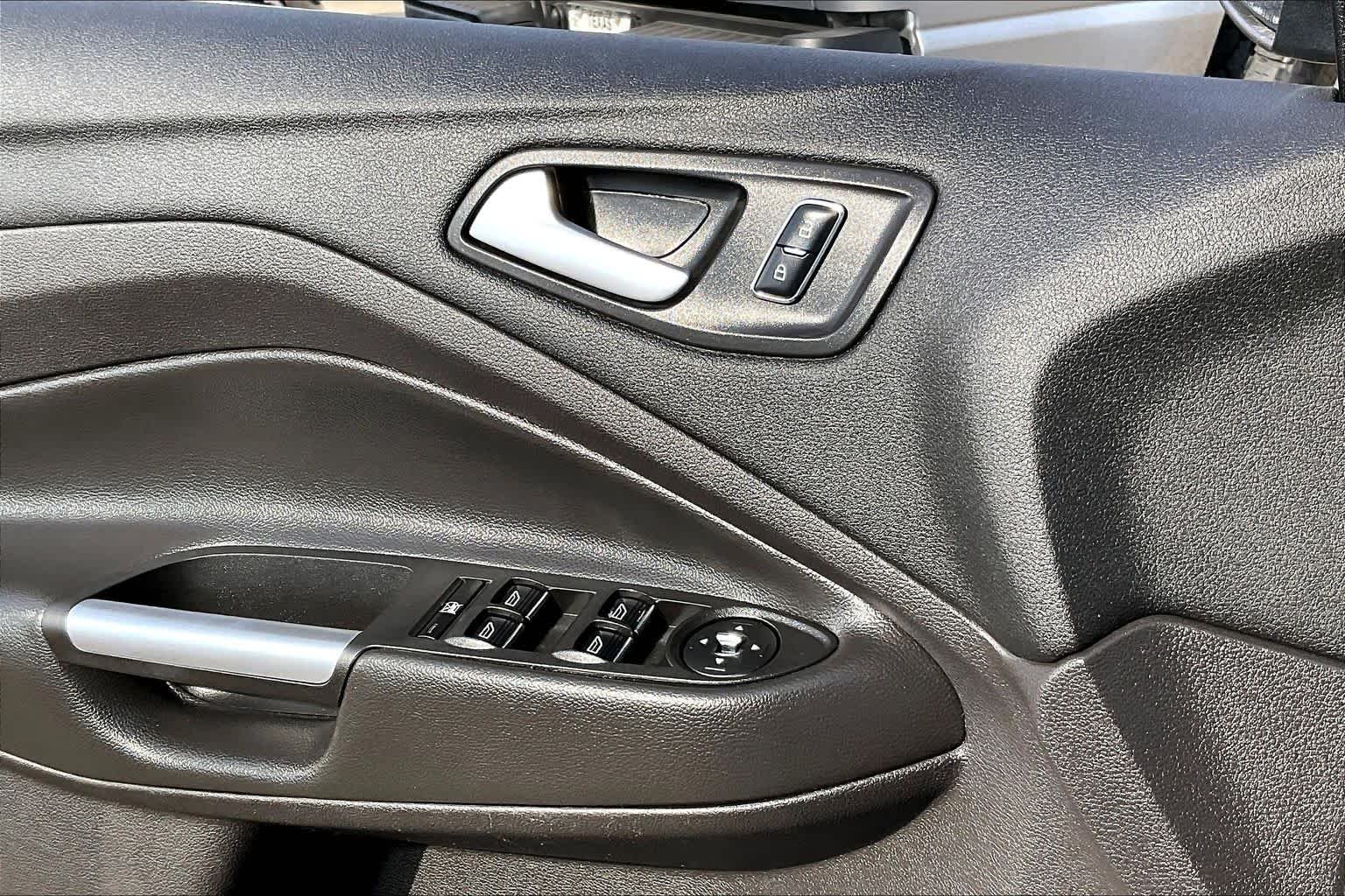Used 2015 White Platinum Metallic Tri-Coat Ford SEL image 31