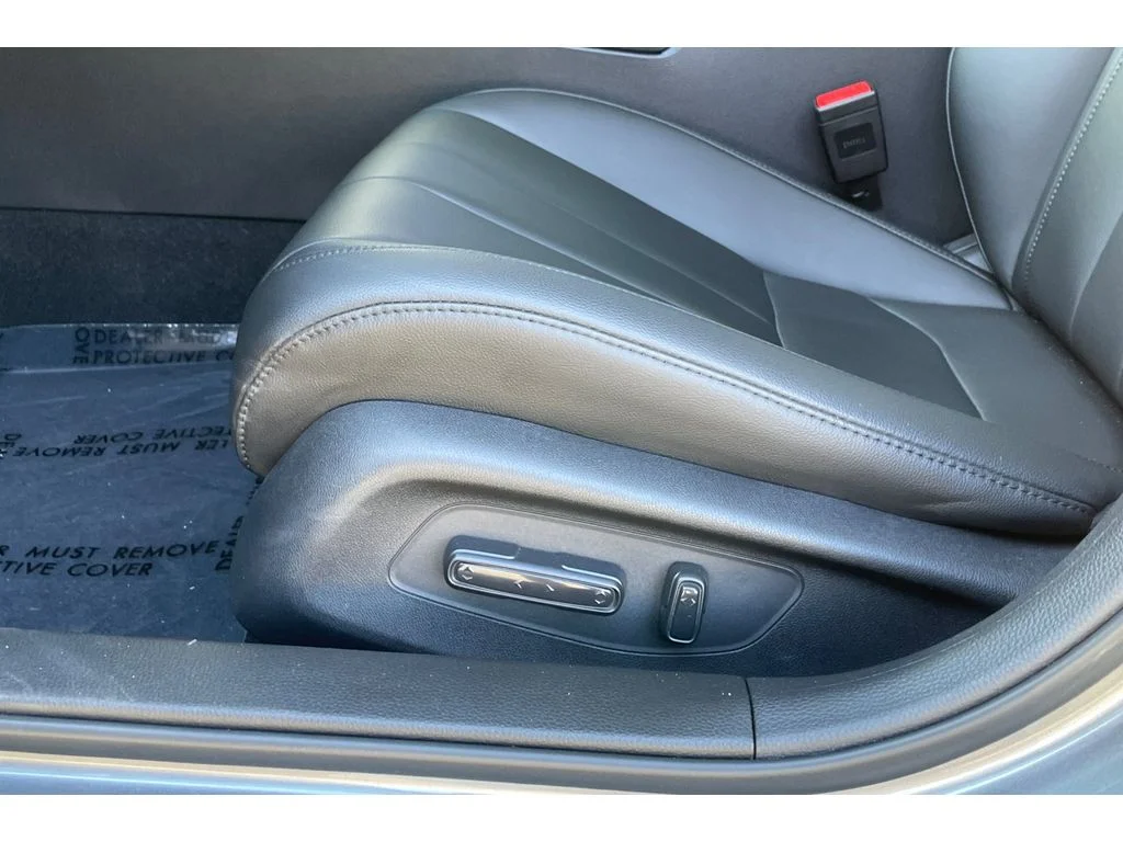 Used 2025 Liquid Carbon Metallic Acura INTEGRA image 12